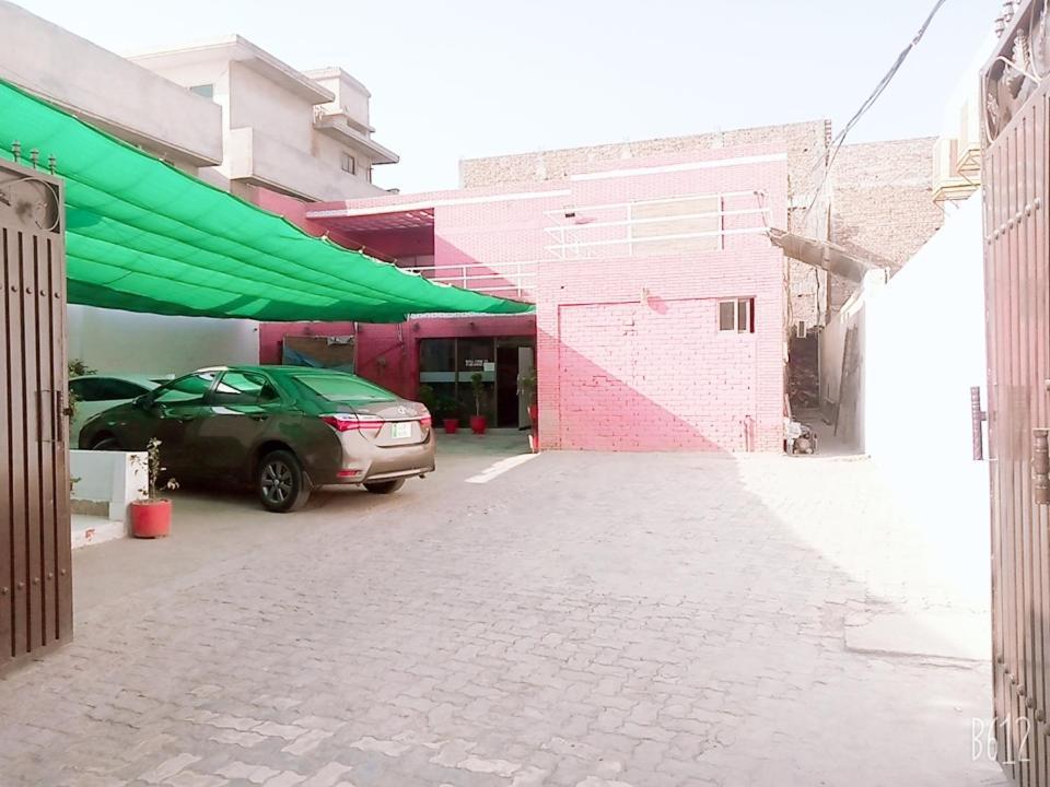 Hotel Grace Inn Multan Exterior foto